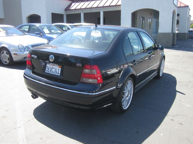 Volkswagen Jetta 2005 photo 1