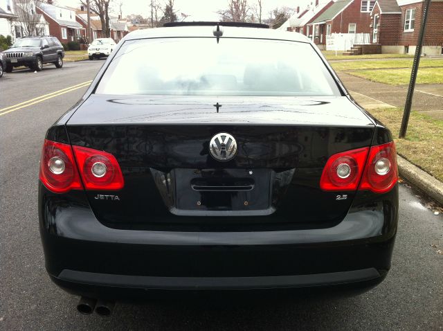 Volkswagen Jetta 2005 photo 3