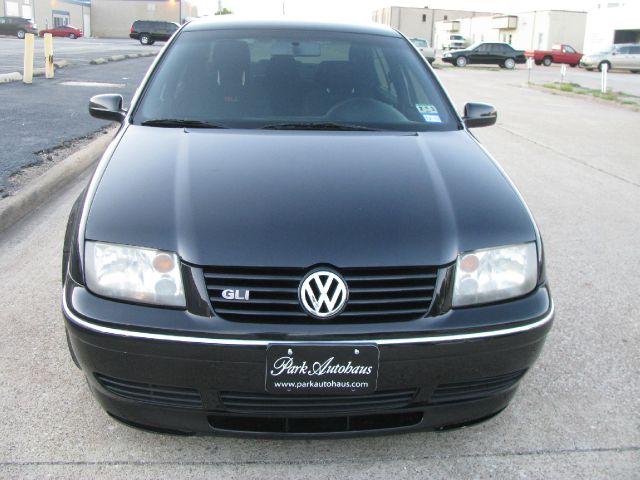 Volkswagen Jetta 2005 photo 2