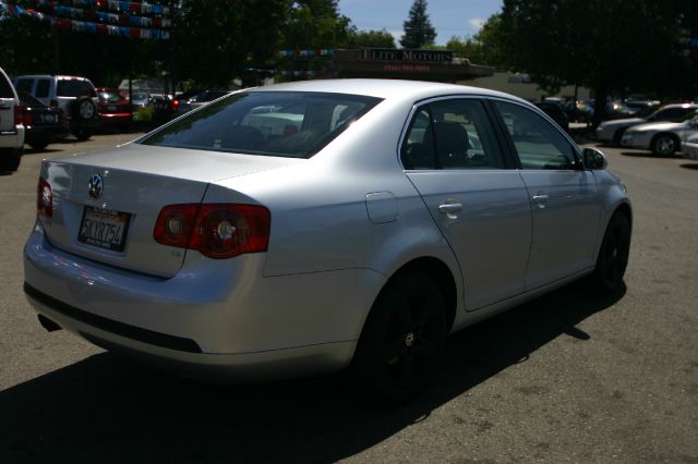 Volkswagen Jetta 2005 photo 1