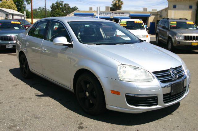 Volkswagen Jetta 2005 photo 2