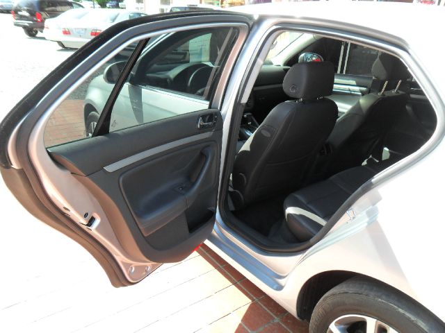 Volkswagen Jetta 2005 photo 22