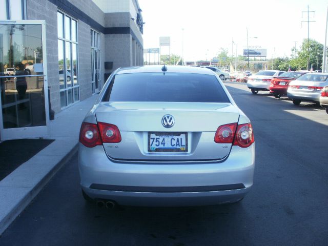 Volkswagen Jetta 2005 photo 6