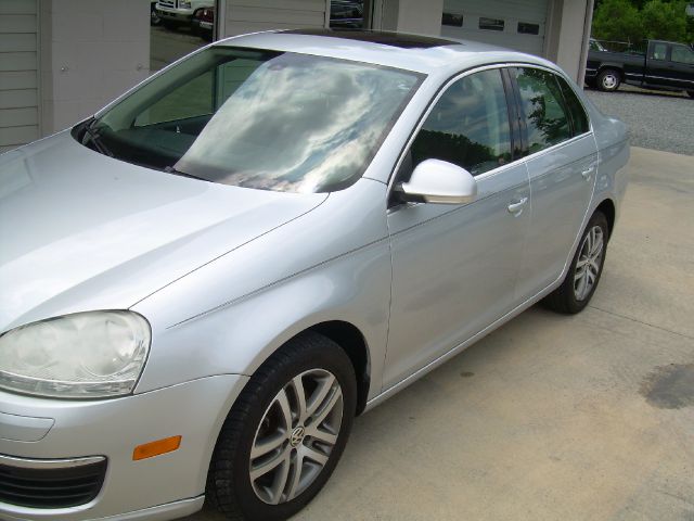 Volkswagen Jetta 2005 photo 19