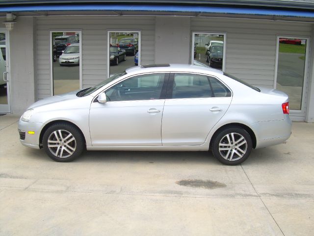 Volkswagen Jetta 2005 photo 23