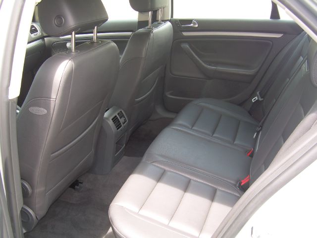 Volkswagen Jetta 2005 photo 25