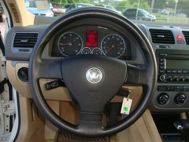 Volkswagen Jetta 2005 photo 12