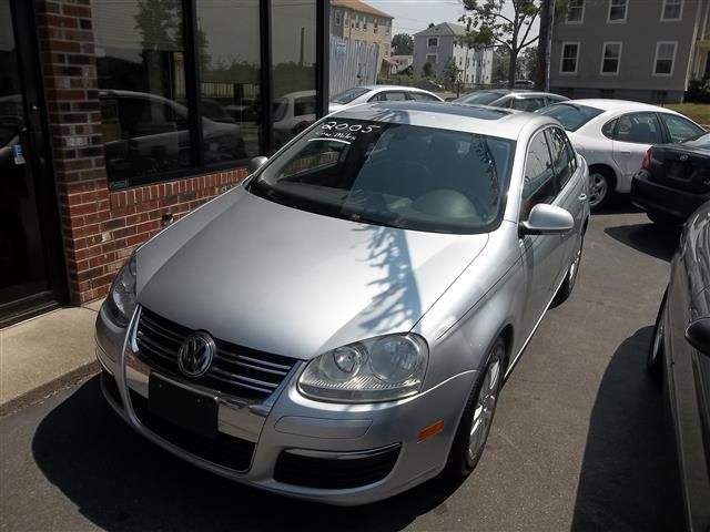 Volkswagen Jetta 2005 photo 2