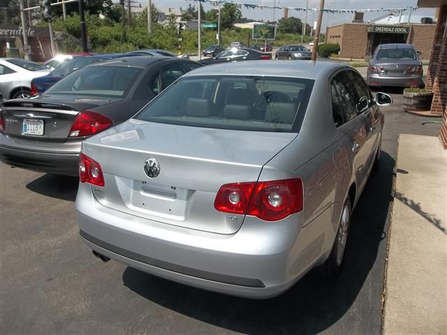 Volkswagen Jetta 2005 photo 4