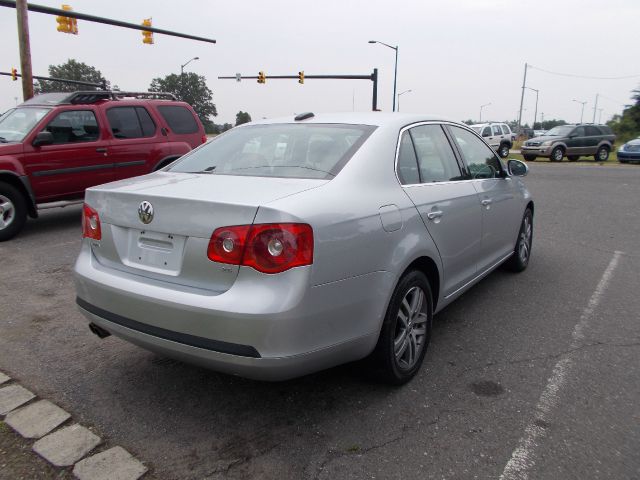 Volkswagen Jetta Limited Wagon Sedan