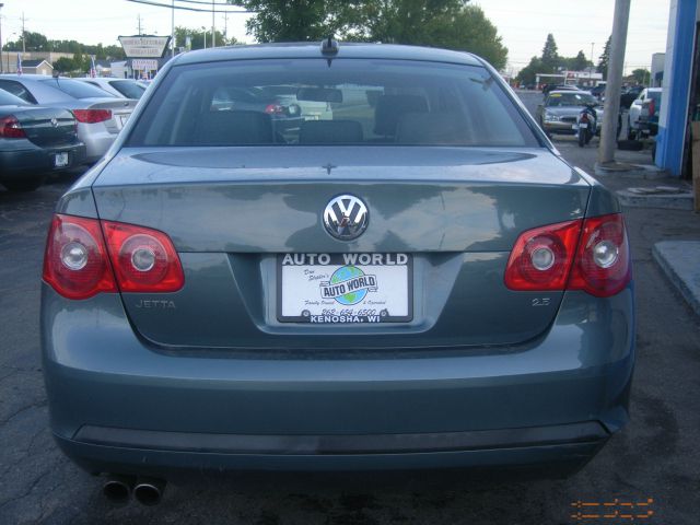 Volkswagen Jetta Limited Wagon Sedan