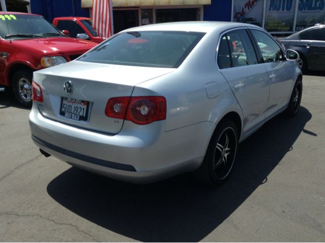 Volkswagen Jetta 2006 photo 3