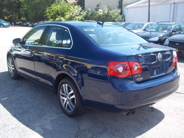 Volkswagen Jetta 2006 photo 8