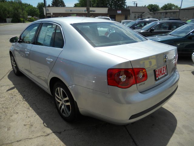 Volkswagen Jetta 2006 photo 20