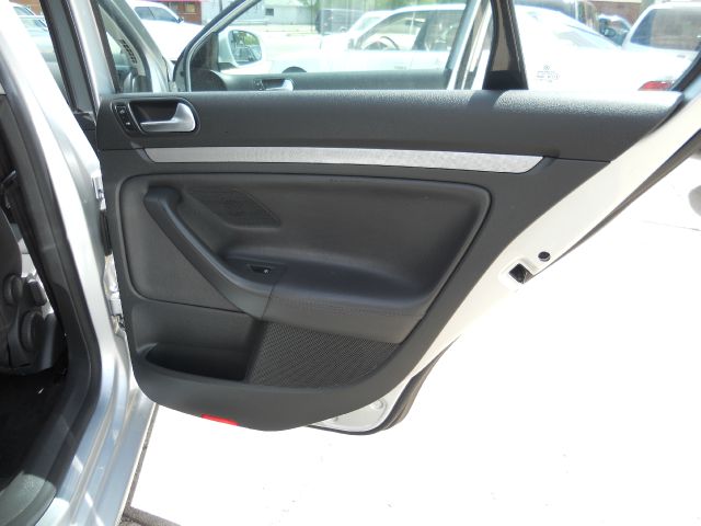 Volkswagen Jetta 2006 photo 21