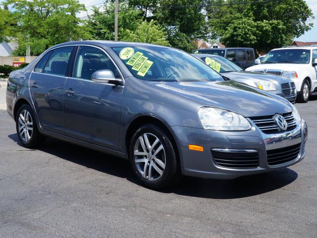 Volkswagen Jetta GS-R Sedan