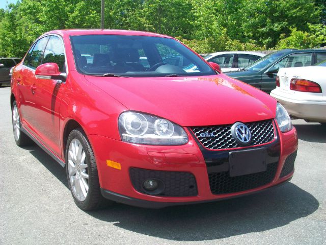 Volkswagen Jetta 5.0L Sedan