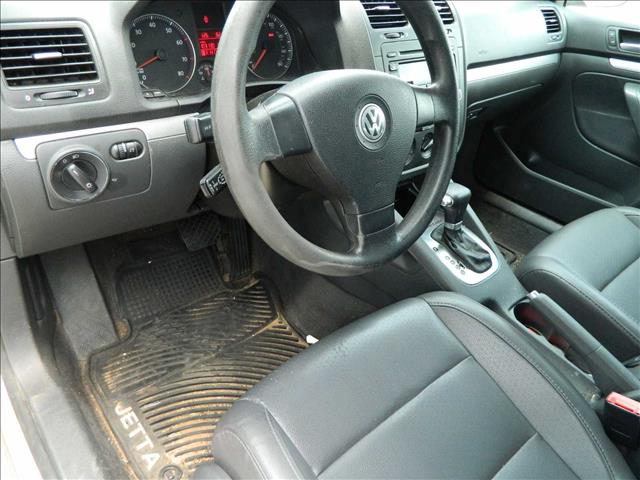 Volkswagen Jetta 2006 photo 2