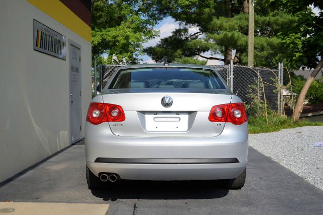 Volkswagen Jetta 2006 photo 4