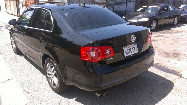 Volkswagen Jetta 2006 photo 4