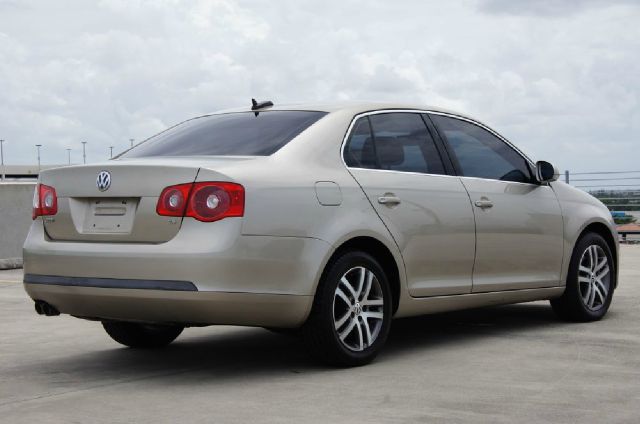 Volkswagen Jetta Limited Wagon Sedan