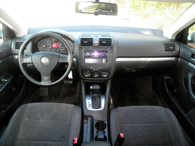 Volkswagen Jetta 2006 photo 4