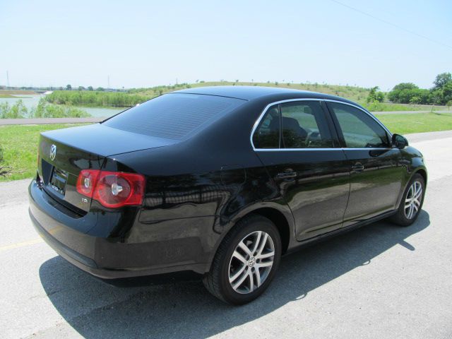 Volkswagen Jetta 2006 photo 17