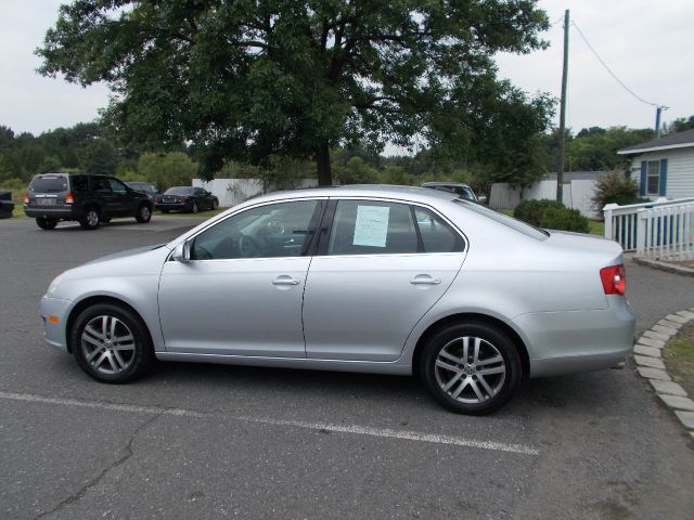 Volkswagen Jetta Limited Wagon Sedan