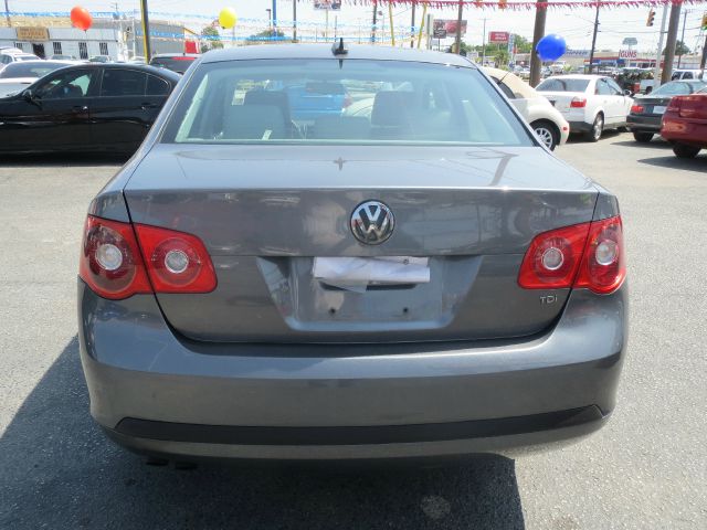 Volkswagen Jetta 2006 photo 3