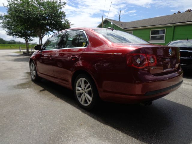 Volkswagen Jetta Wagon SE Sedan