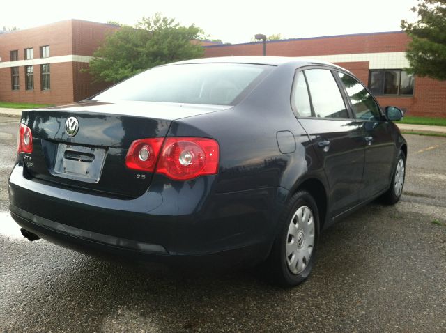 Volkswagen Jetta 2006 photo 4