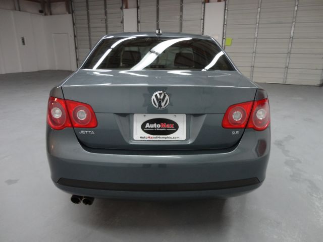 Volkswagen Jetta 2006 photo 30