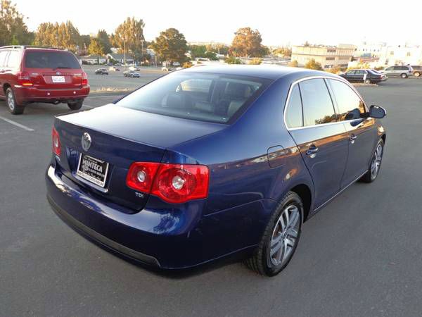 Volkswagen Jetta CD With MP3 Sedan