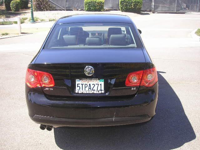 Volkswagen Jetta Limited Wagon Sedan