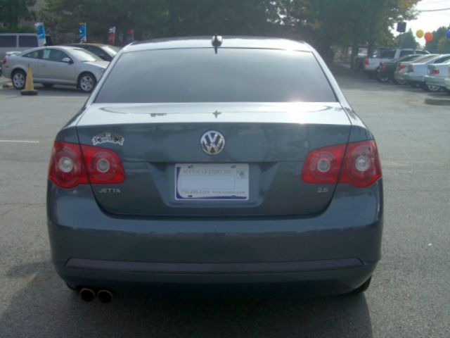 Volkswagen Jetta 2006 photo 12