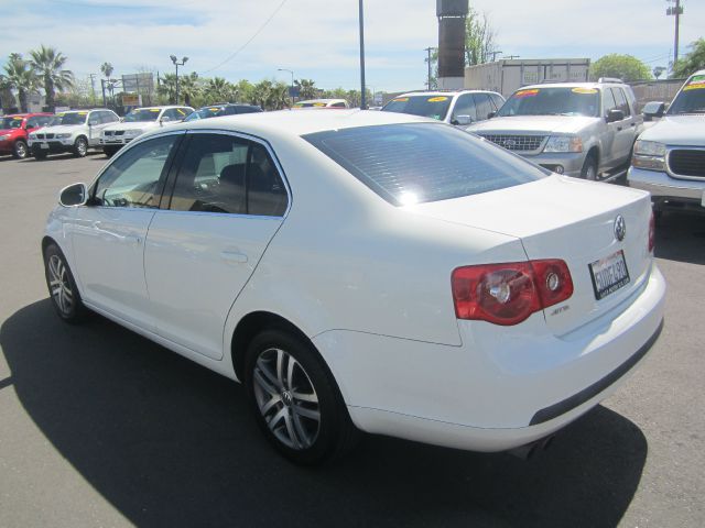 Volkswagen Jetta 2006 photo 1