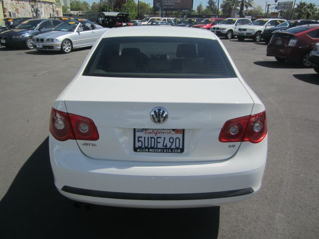 Volkswagen Jetta 2006 photo 2