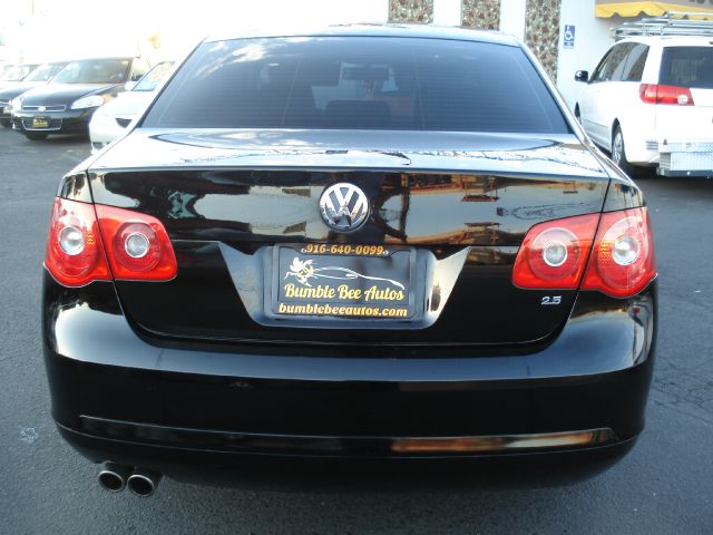 Volkswagen Jetta 2006 photo 4