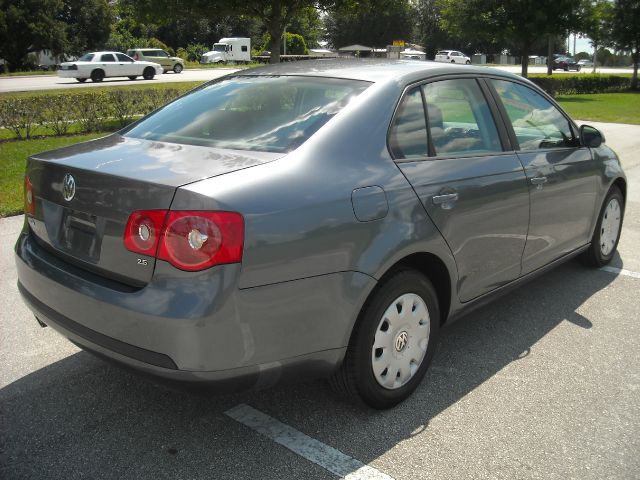 Volkswagen Jetta 2006 photo 3