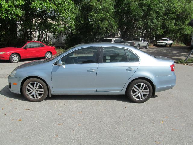 Volkswagen Jetta Limited Wagon Sedan