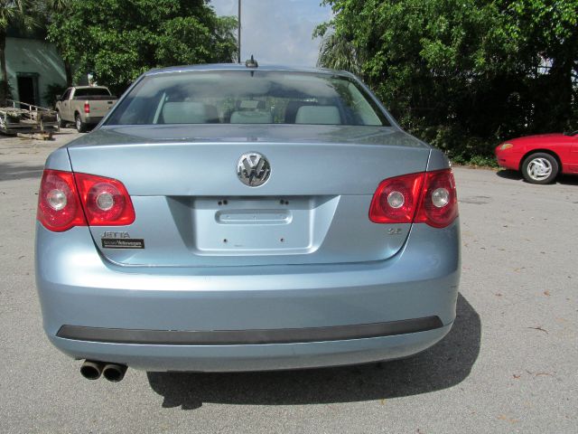 Volkswagen Jetta 2006 photo 4