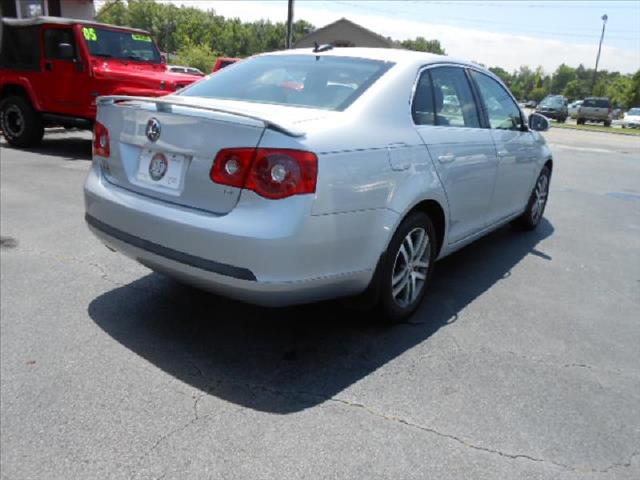 Volkswagen Jetta 2006 photo 5