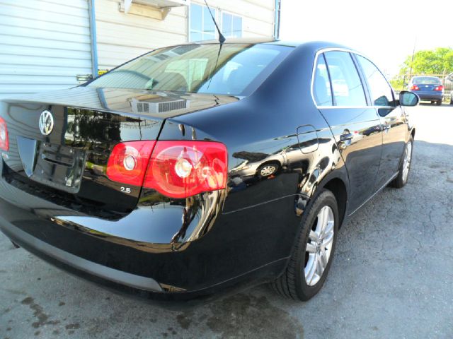 Volkswagen Jetta 2007 photo 21