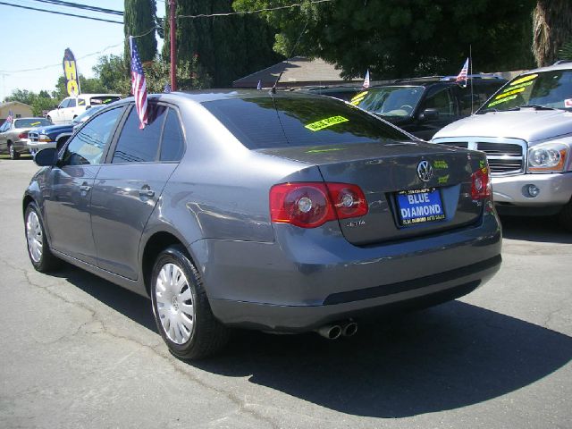 Volkswagen Jetta 4.2 S-line Sedan