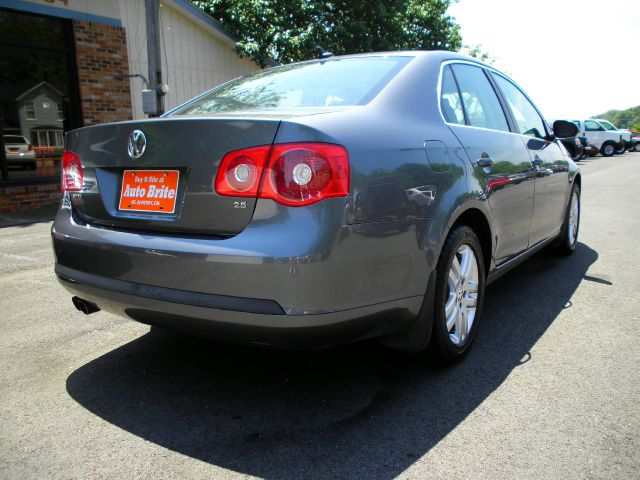 Volkswagen Jetta 2007 photo 2