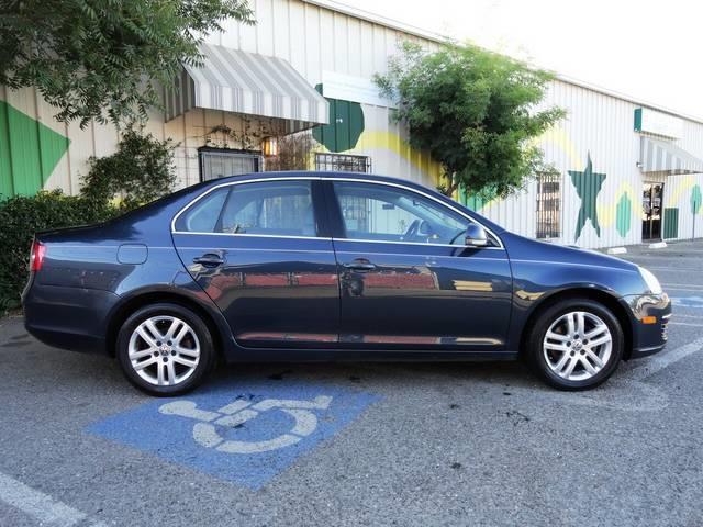 Volkswagen Jetta 2007 photo 2