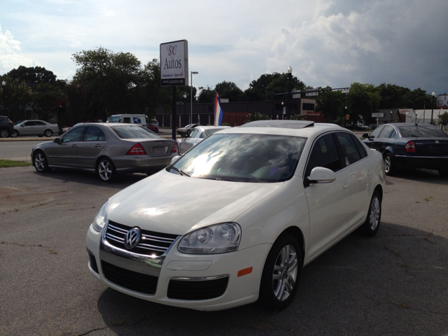 Volkswagen Jetta QUAD CAB Sport 1500 Down Sedan