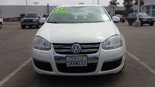 Volkswagen Jetta 2007 photo 2