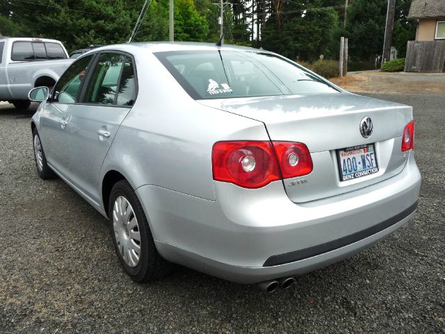 Volkswagen Jetta 2007 photo 2