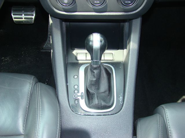 Volkswagen Jetta 2007 photo 23